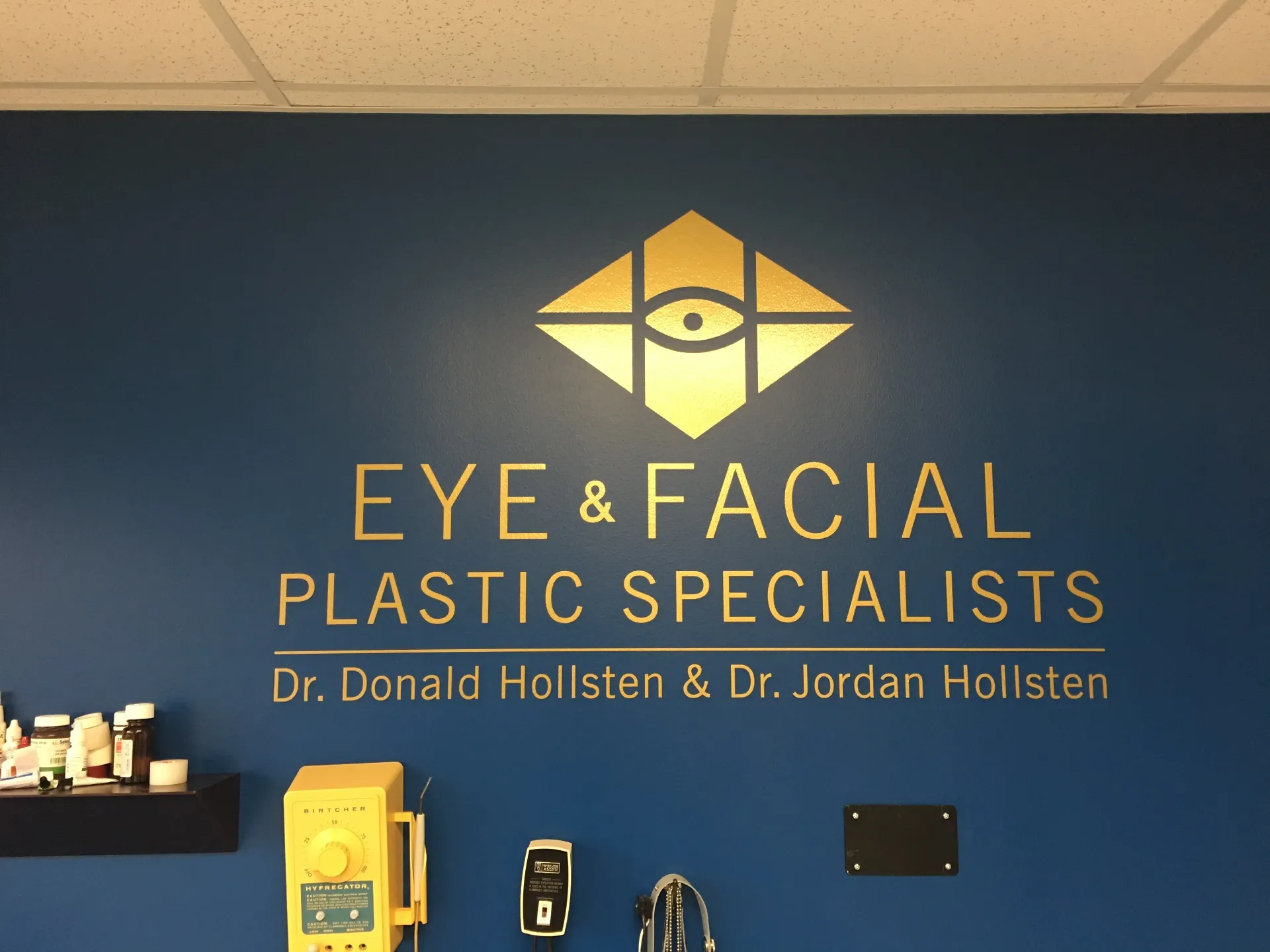 Eye & Facial Specialists