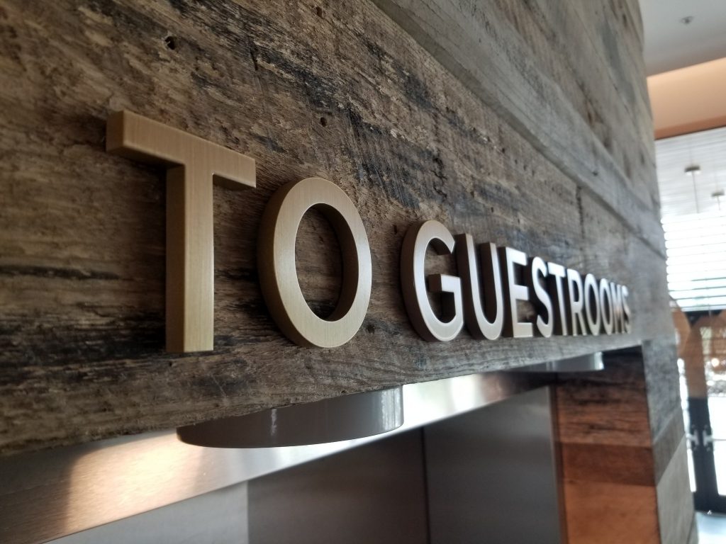 Sign directing to guest rooms